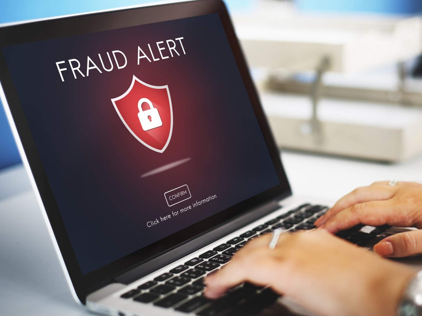 Estafar ¿Cómo denunciar un fraude o estafa online en España? - APC Consulting